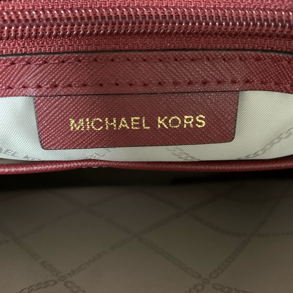 Michael Kors handbag - Picture 5 of 8